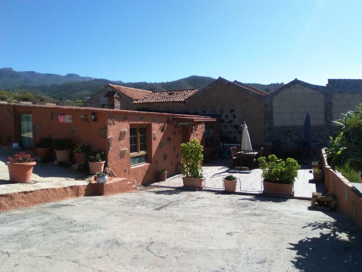 Casa De Abuelos *